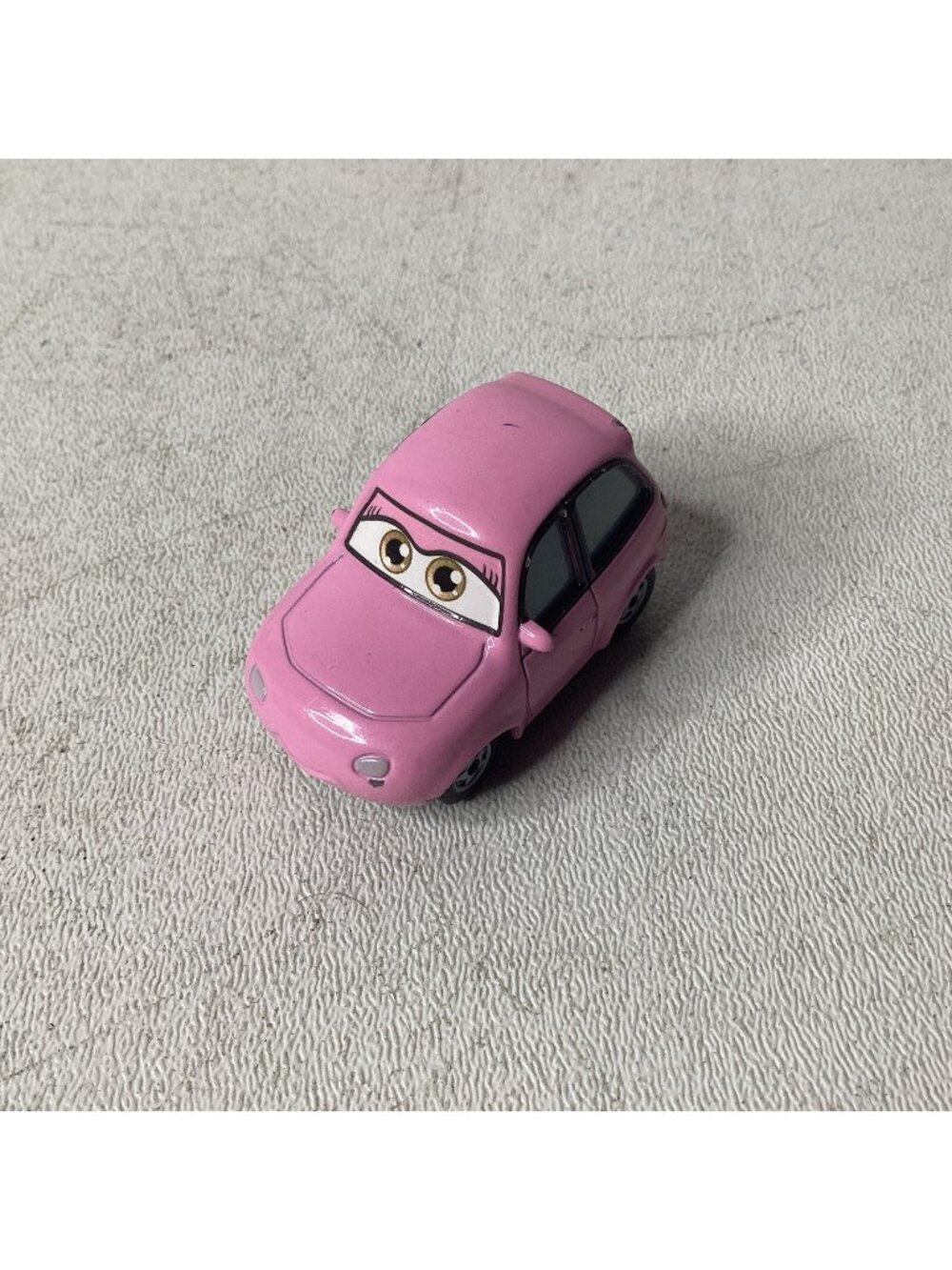 Chuki Disney/Pixar The World of Cars 1.75" Diecast Car 031124AST2-A2